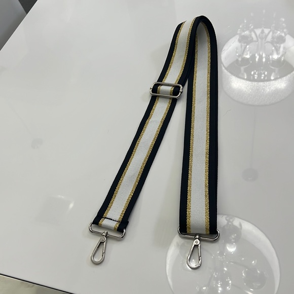 Phone strap - Picture 1 of 1